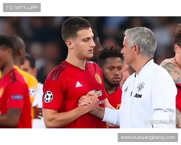 阿莫林应取代达洛特首发位置 提升攻防两端表现